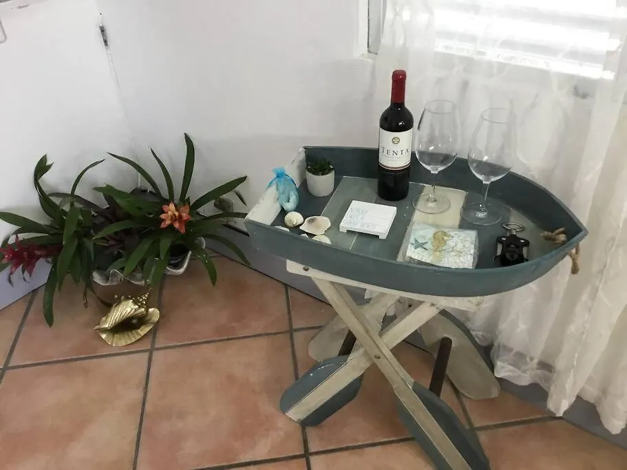 One Bedroom Apt 30 Steps From Prime Beach Generator Parking Included San Juan 0*,  Portoriko
