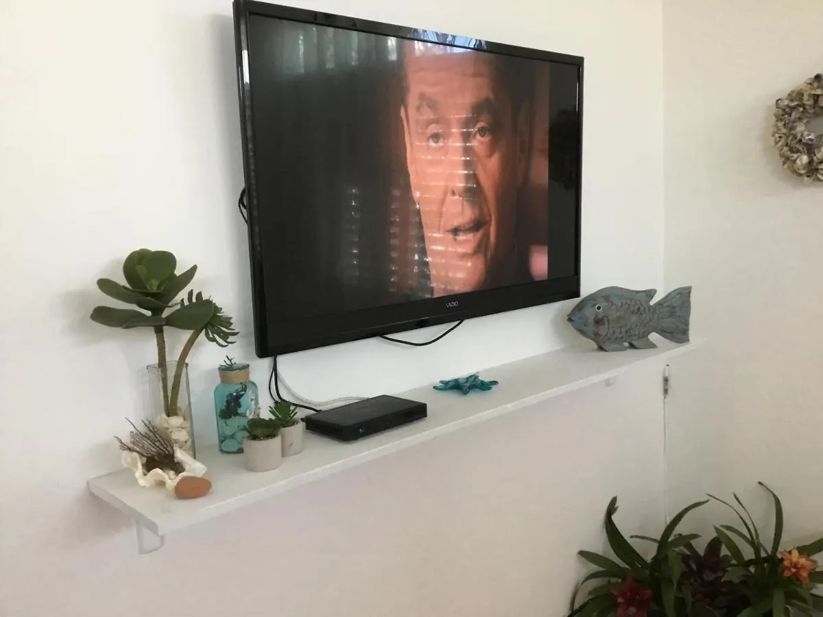 One Bedroom Apt 30 Steps From Prime Beach Generator Parking Included San Juan Portoriko